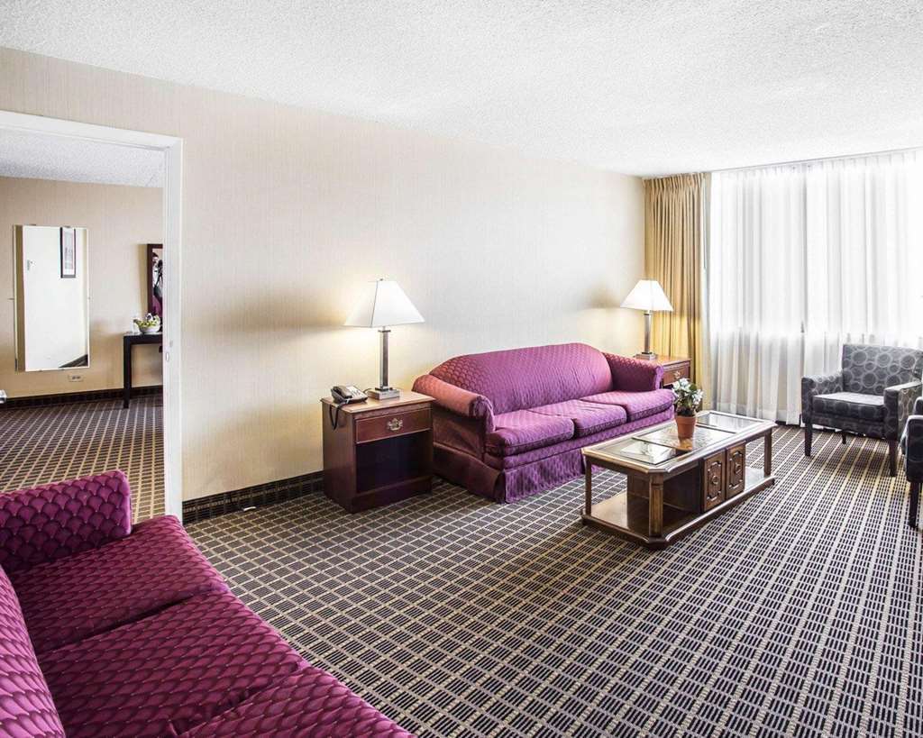 Clarion 3* Denver